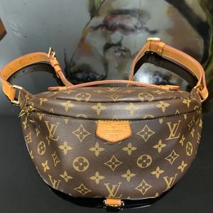 Louis Vuitton Bumbag Monogram World Tour waist crossbody LV leather belt bag bum